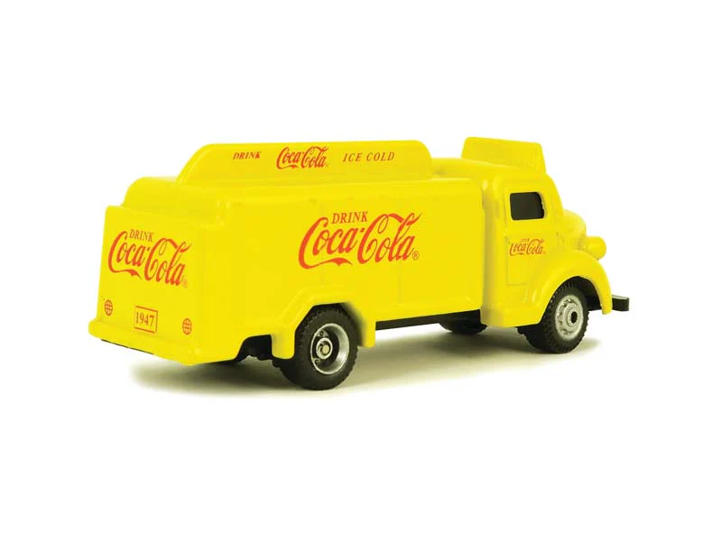 1947 Coca-Cola Bottle Truck- Yellow Diecast 1:87 HO Scale Model - Motor City Classics 439954 - Image 2