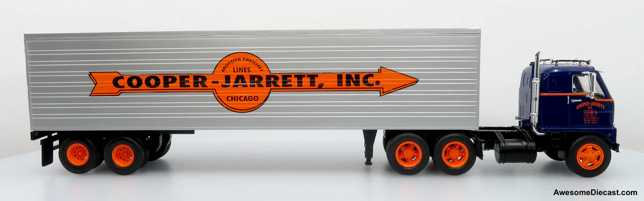 1959 International DCOF-405 w/ Trailer: Cooper Jarrett Inc. Diecast 1:43 Scale Model - Iconic Replicas 43-0637 - Image 6