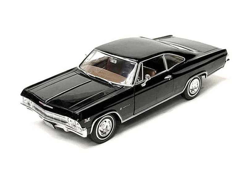 1965 Chevrolet Impala SS 396 Black Diecast 1:24 Scale Model - Welly 22417BK
