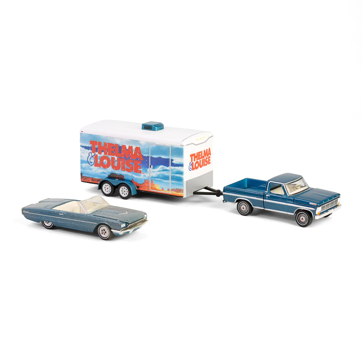 1966 Ford Thunderbird Convertible w/ 1967 Ford F-250 & Car Hauler (Hollywood Hitch & Tow Series 13) Diecast 1:64 Scale Models - Greenlight 31180B - Image 5