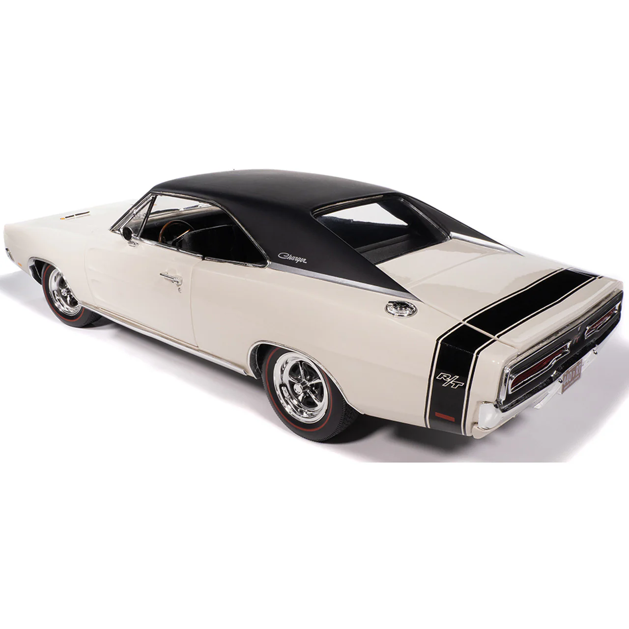 1969 Dodge Charger R/T - W1 White Diecast 1:18 Scale Model - Auto World AMM1352 - Image 5
