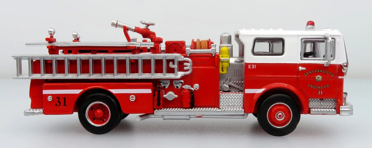 1974 Ward LaFrance Fire Engine: San Francisco Fire Department Engine 31 Diecast 1:87 HO Scale Model - Iconic Replicas 87-0649 - Image 3