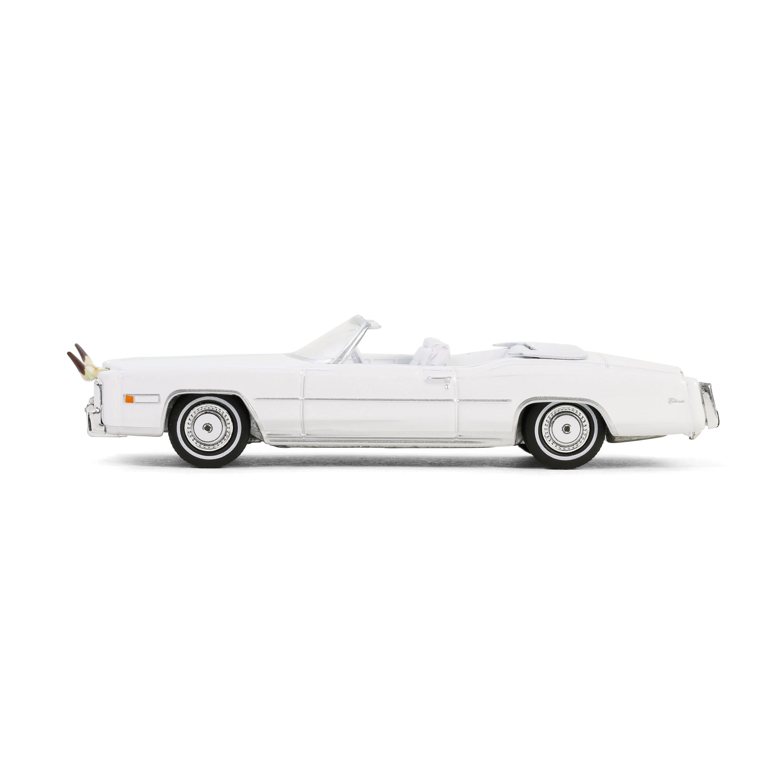 1976 Cadillac Eldorado Convertible – White w/ Bull Horns Hood Ornament Diecast 1:64 Scale Model - Greenlight 30523 - Image 4