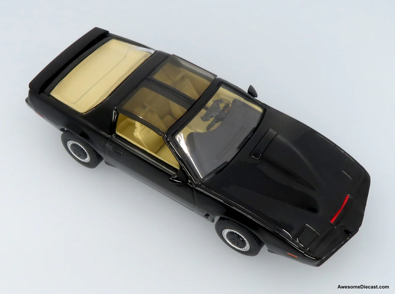 1980 GMC General Tractor w/ Trailer & 1982 Pontiac Firebird Trans Am: Knight Set Diecast 1:43 Scale Model - Iconic Replicas 43-0639 - Image 2
