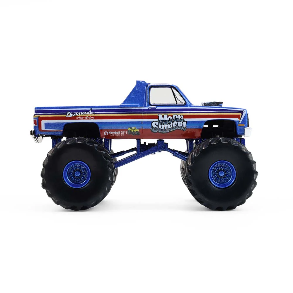 1982 GMC Sierra 2500 Moonshiner! Monster Truck (Kings of Crunch Series 16) Diecast 1:64 Scale Model - Greenlight 49160A - Image 5