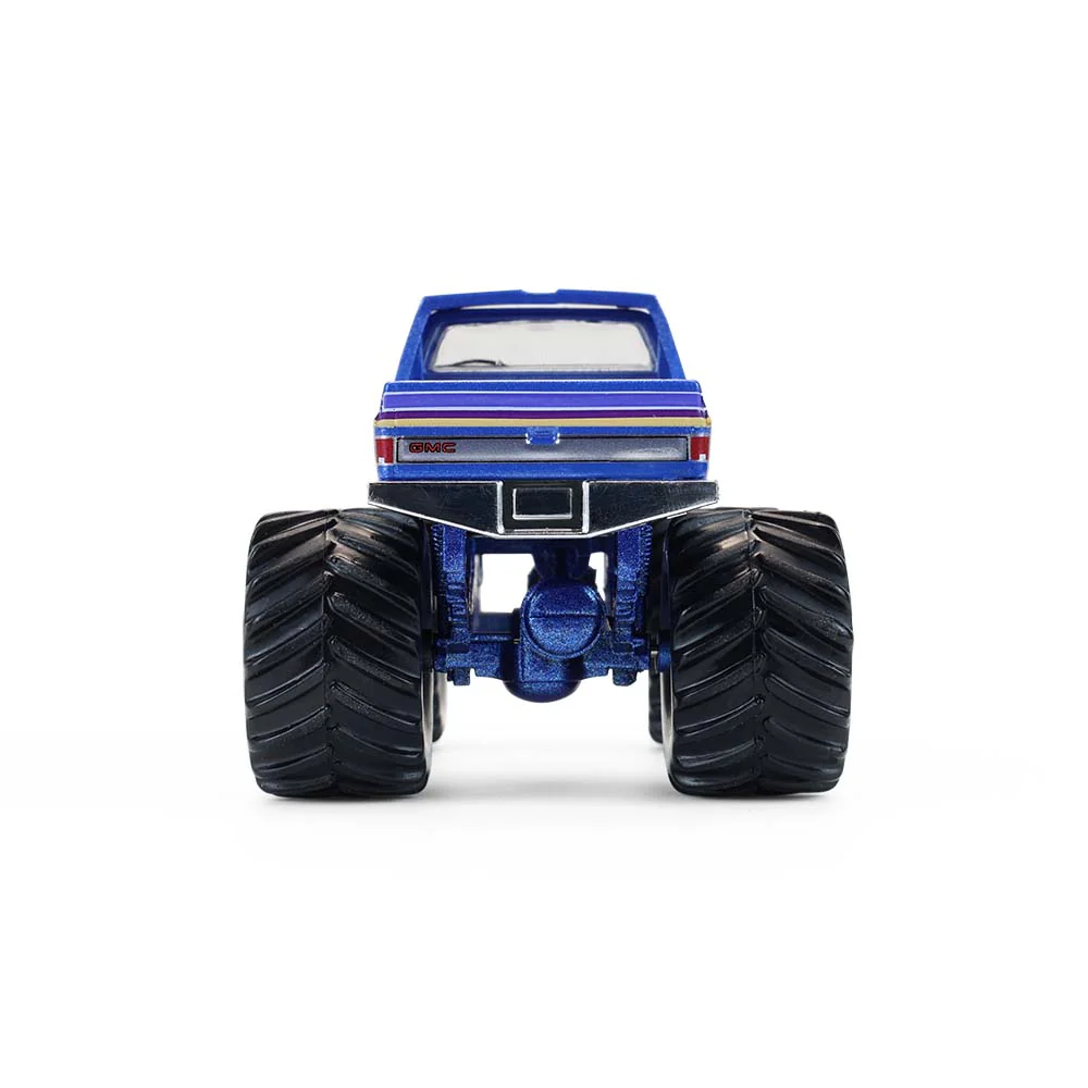 1982 GMC Sierra 2500 Moonshiner! Monster Truck (Kings of Crunch Series 16) Diecast 1:64 Scale Model - Greenlight 49160A - Image 7