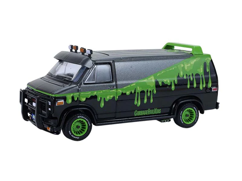1983 GMC Vandura - Petey Da Fool (Garbage Pail Kids Series 8) Diecast 1:64 Scale Model - Greenlight 54120A
