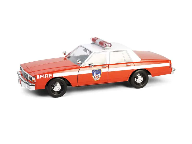 1987 Chevrolet Caprice 9C1 - FDNY (Artisan Collection) Diecast 1:18 Scale Model - Greenlight 19141