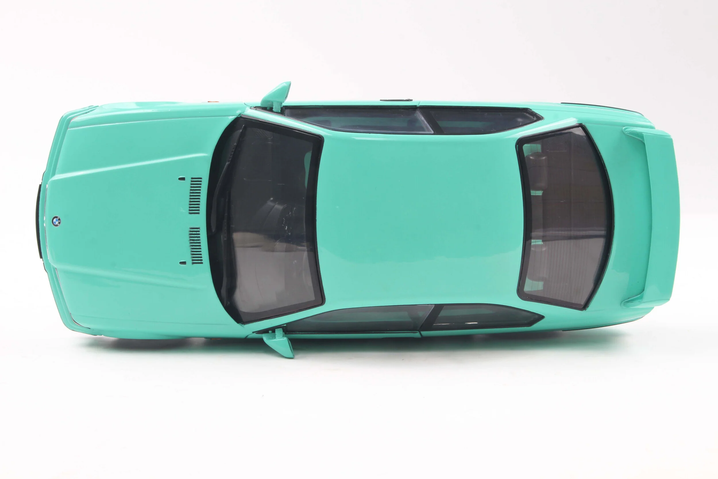 1991 BMW M3 Coupe Solido Works Mint Green Diecast 1:18 Scale Model - Solido S1803916 - Image 2