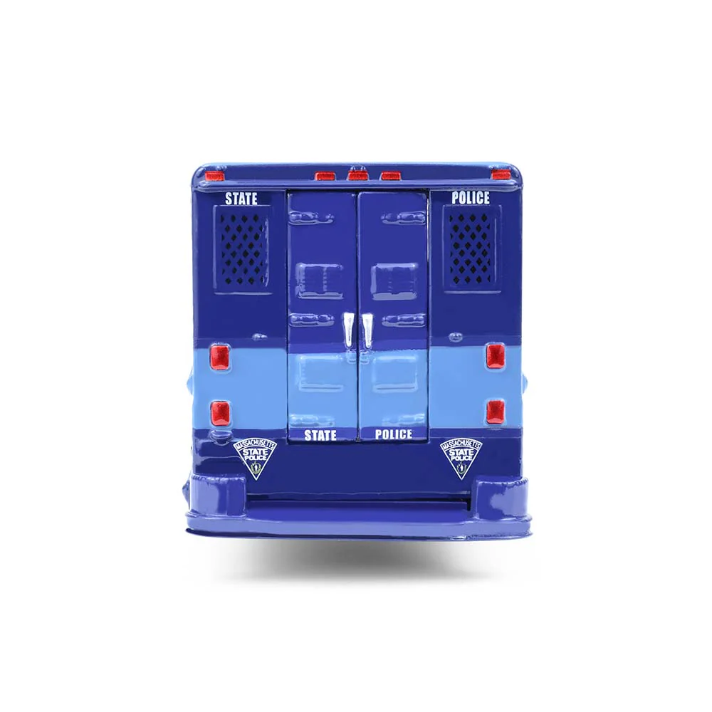 2019 Step Van - Massachusetts State Police Underwater Recovery Unit (H.D. Trucks Series 26) Diecast 1:64 Scale Model - Greenlight 33260C - Image 5