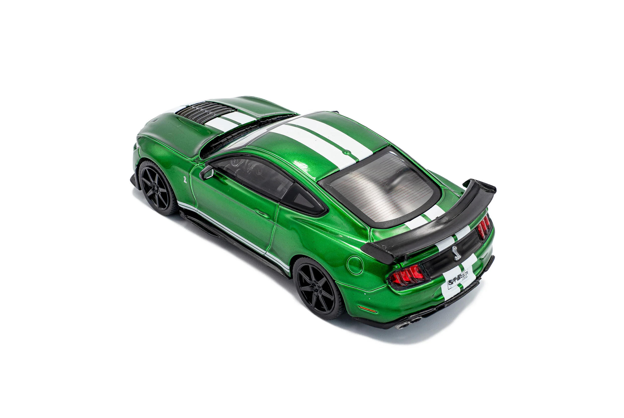 2020 Ford Mustang Shelby GT500 - Eruption Green Metallic Diecast 1:43 Scale Model - Solido S4311511 - Image 7