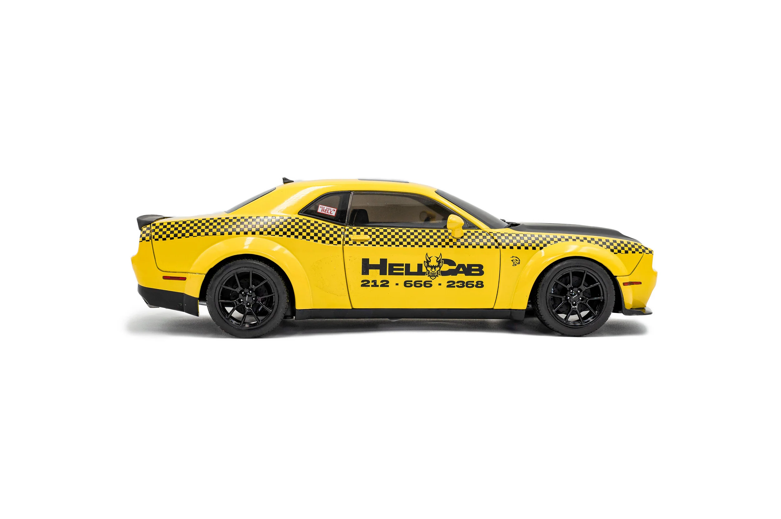 2023 Dodge Challenger SRT Hellcat Redeye Widebody - NYC Hellcab Diecast 1:18 Scale Model - Solido S1805716 - Image 4