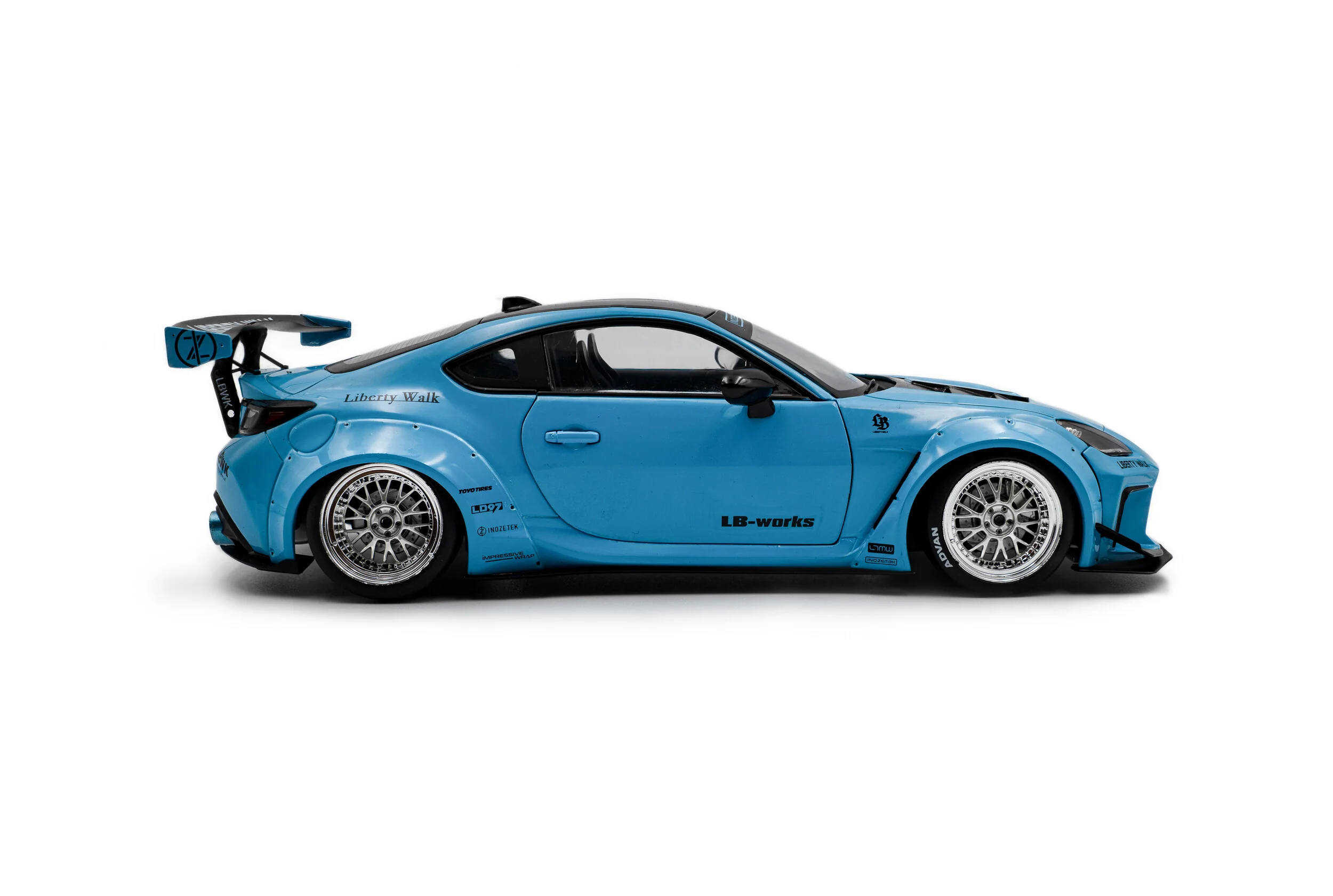 2024 Toyota GR86 Liberty Walk Body Kit – Baby Blue Diecast 1:18 Scale Model - Solido S1813601 - Image 4