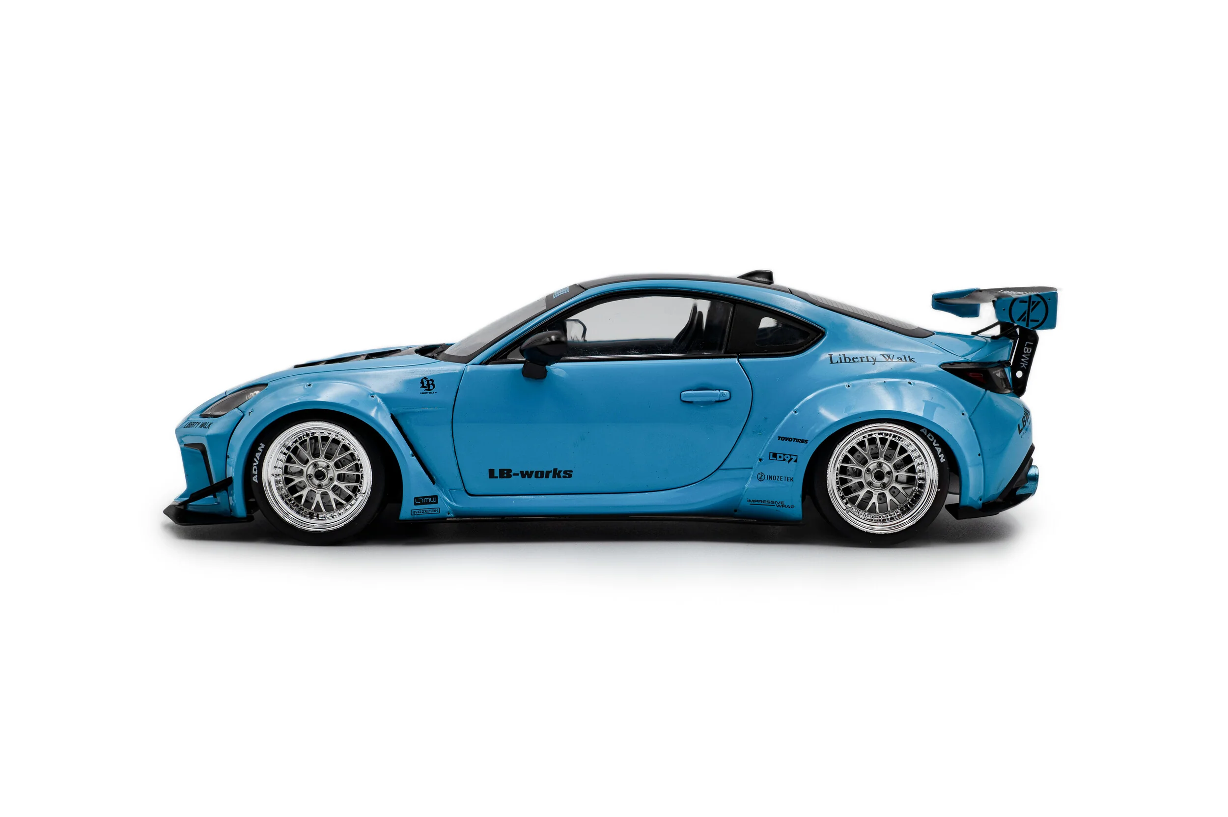 2024 Toyota GR86 Liberty Walk Body Kit – Baby Blue Diecast 1:18 Scale Model - Solido S1813601 - Image 7