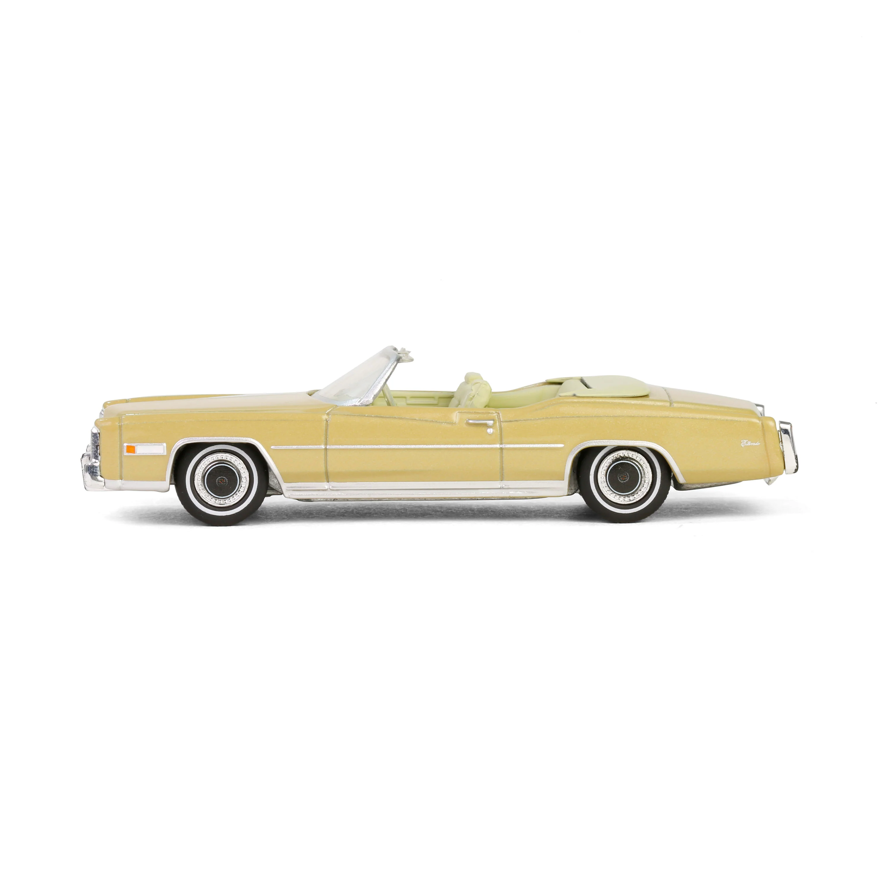 GREEN CHROME CHASE 1975 Cadillac Eldorado Convertible - Florentine Gold Firemist (Showroom Floor Series 6) Diecast 1:64 Scale Model - Greenlight 68060D - Image 4