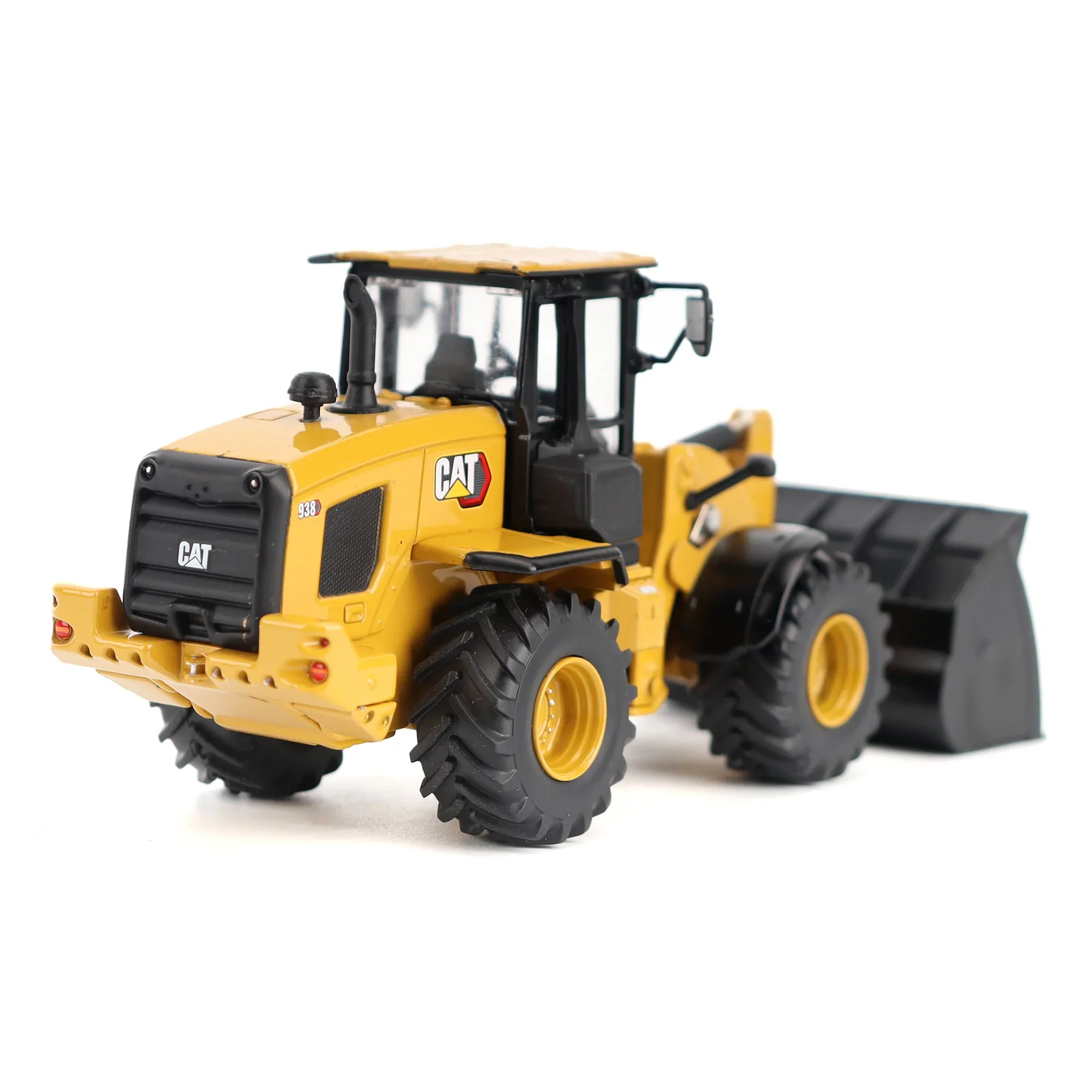 CAT Caterpillar 938 Wheel Loader Diecast 1:50 Scale Model - Diecast Masters 85782 - Image 4