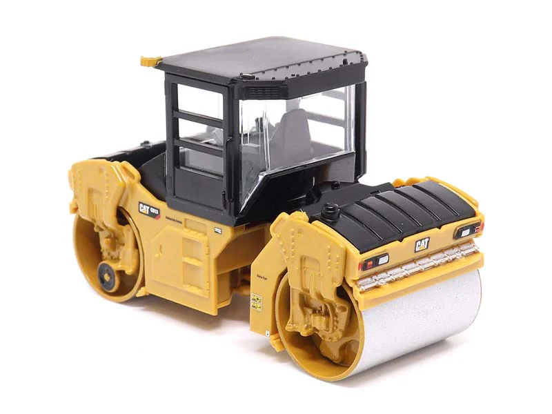 CAT Caterpillar CB-13 Tandem Vibratory Roller w/ Enclosed Cab 1:64 Scale Model - Diecast Masters 84641CS - Image 3
