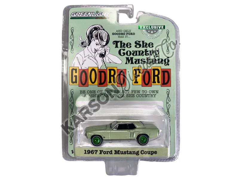 CHASE 1967 Ford Mustang Coupe - She Country Special Limelite Green (Hobby Exclusive) Diecast 1:64 Scale Model - Greenlight 30353