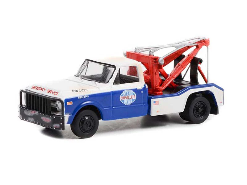 CHASE 1969 Chevrolet C-30 Dually Wrecker - Orville’s Day & Nite Service (Dually Drivers Series 9) Diecast 1:64 Scale Model - Greenlight 46090B - Image 2