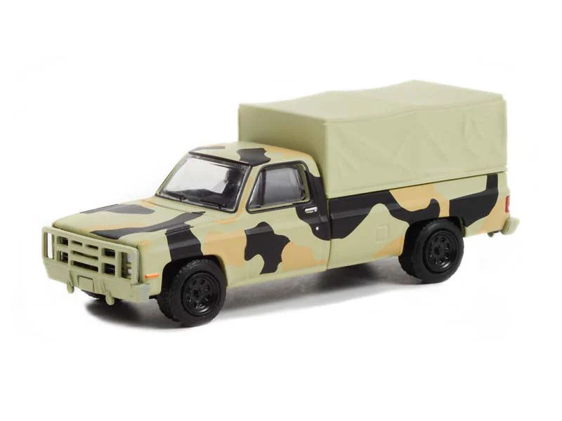 CHASE 1984 Chevrolet M1008 CUCV - Camouflage w/ Cargo Cover (Battalion 64) Series 1 Diecast 1:64 Scale Model - Greenlight 61010E - Image 2