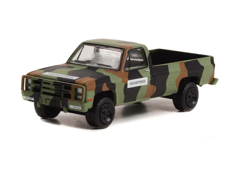 CHASE 1985 Chevrolet M1008 CUCV - U.S. Army Military Police Camouflage (Battalion 64 Series 2) Diecast 1:64 Scale Model - Greenlight 61020D - Image 2
