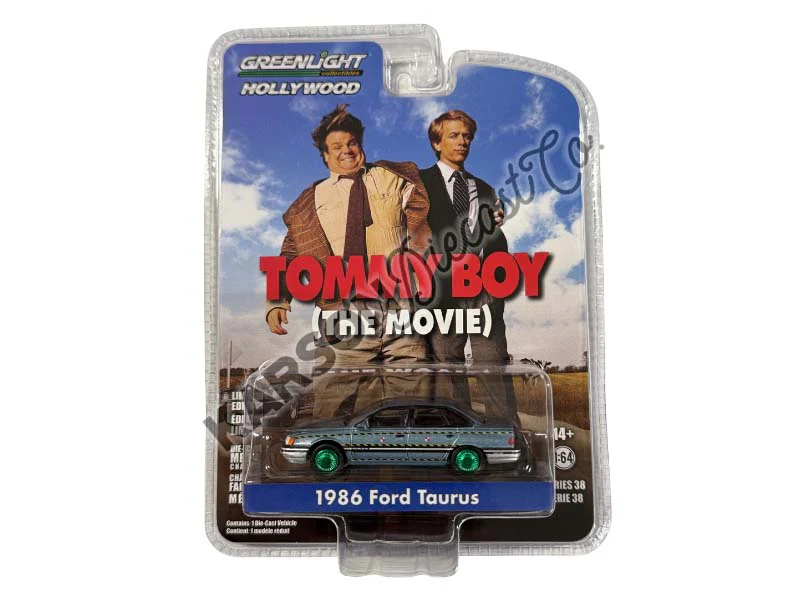CHASE 1986 Ford Taurus - Tommy Boy Zalinsky Auto Parts Crash Test Vehicle (Hollywood Series 38) Diecast 1:64 Scale Model - Greenlight 44980A