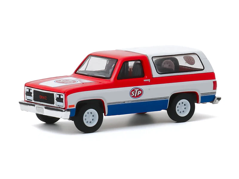 CHASE 1990 GMC Jimmy - STP (Blue Collar Collection) Series 7 Diecast 1:64 Scale Model - Greenlight 35160D - Image 2
