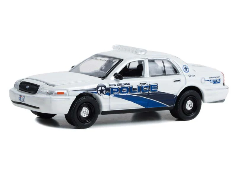 CHASE 2006 Ford Crown Victoria Police Interceptor - NCIS: New Orleans (Hollywood Series 39) Diecast 1:64 Scale Model - Greenlight 44990E - Image 2
