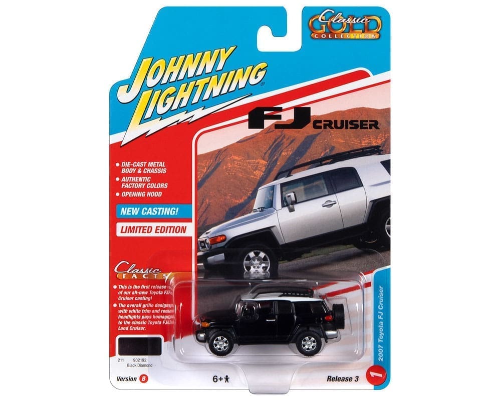 CHASE 2007 Toyota FJ Cruiser – Black (Classic Gold 2022 Release 3 Version B) Diecast 1:64 Scale Model - Johnny Lightning JLSP278B - Image 3