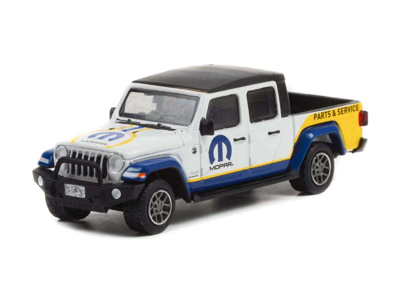 CHASE 2021 Jeep Gladiator - MOPAR Parts & Service (Running on Empty Series 14) Diecast 1:64 Scale Model - Greenlight 41140F - Image 2