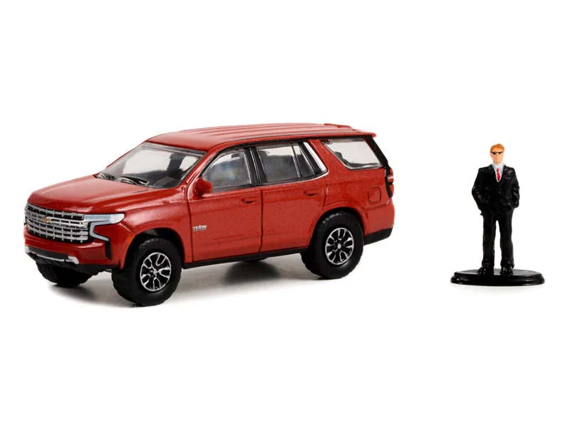 CHASE 2022 Chevrolet Tahoe LT Texas Edition w/ Man in Suit (The Hobby Shop Series 14) Diecast 1:64 Scale Model - Greenlight 97140F - Image 2