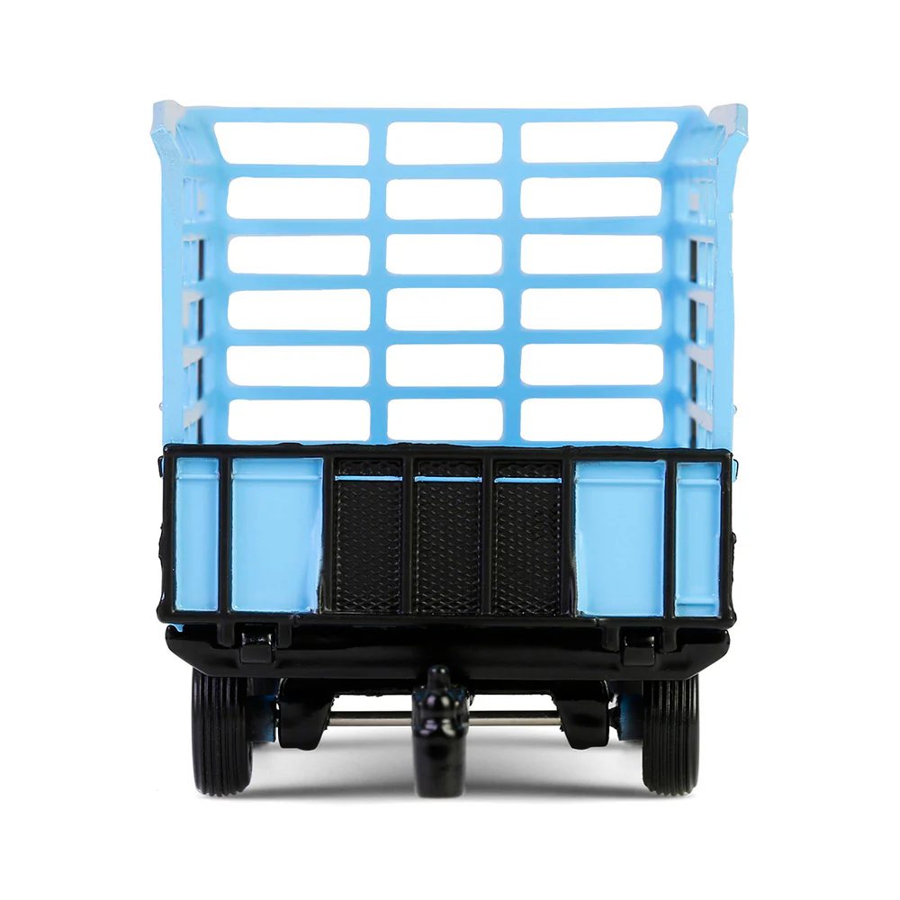 CHASE Bale Throw Wagon - Light Blue (Down on the Farm Series 10) Diecast 1:64 Scale Model - Greenlight 48100F - Image 8