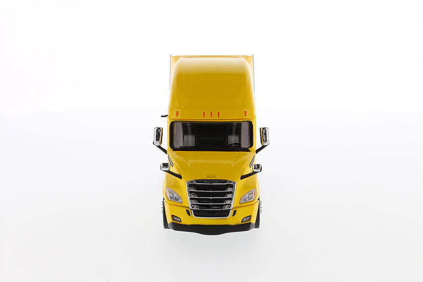 Freightliner Cascadia - Yellow (Transport Series) Diecast 1:50 Scale Model - Diecast Masters 71031 - Image 2