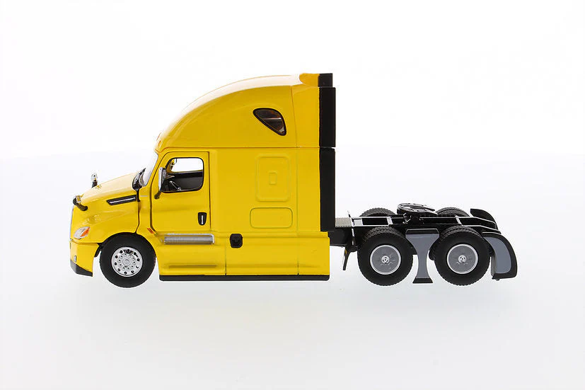 Freightliner Cascadia - Yellow (Transport Series) Diecast 1:50 Scale Model - Diecast Masters 71031 - Image 4