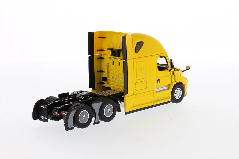 Freightliner Cascadia - Yellow (Transport Series) Diecast 1:50 Scale Model - Diecast Masters 71031 - Image 7