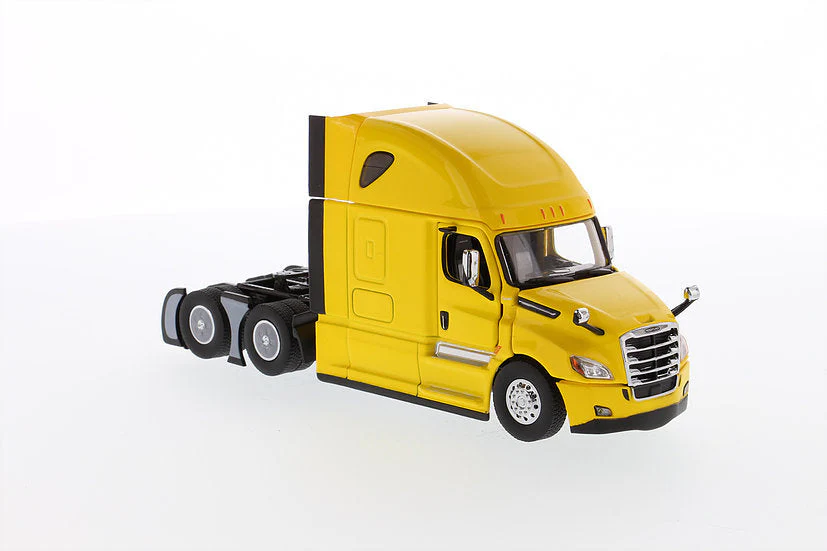Freightliner Cascadia - Yellow (Transport Series) Diecast 1:50 Scale Model - Diecast Masters 71031 - Image 9