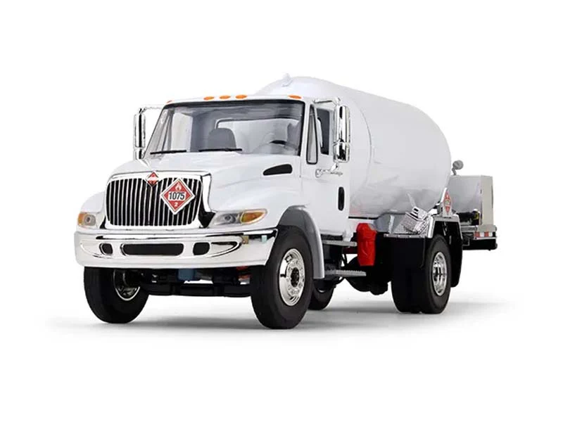 International DuraStar Propane Truck - White Diecast 1:34 Scale Model - First Gear 10-4059