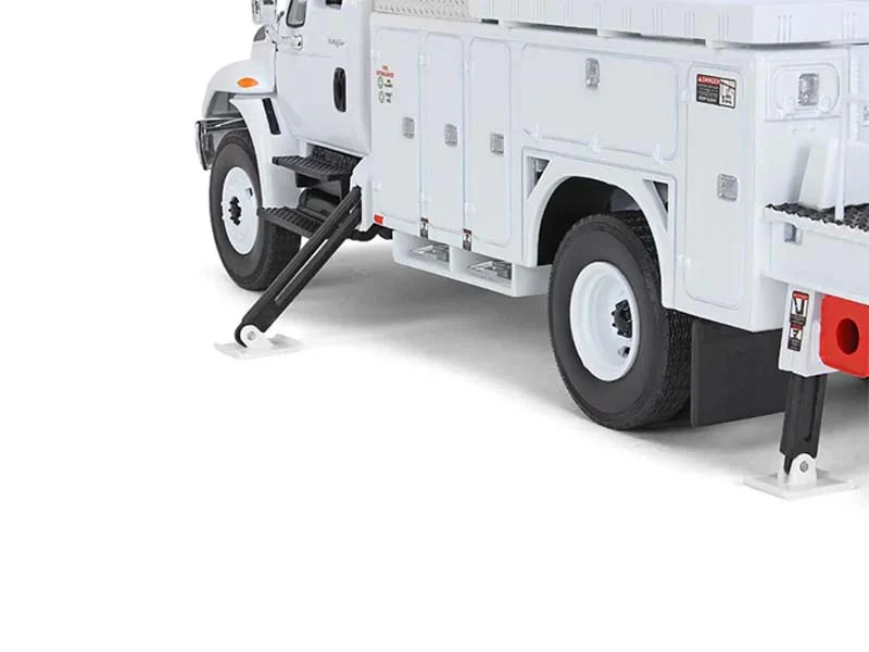 International DuraStar w/ Utility Bucket Body Diecast 1:34 Scale Model - First Gear 10-3901 - Image 3