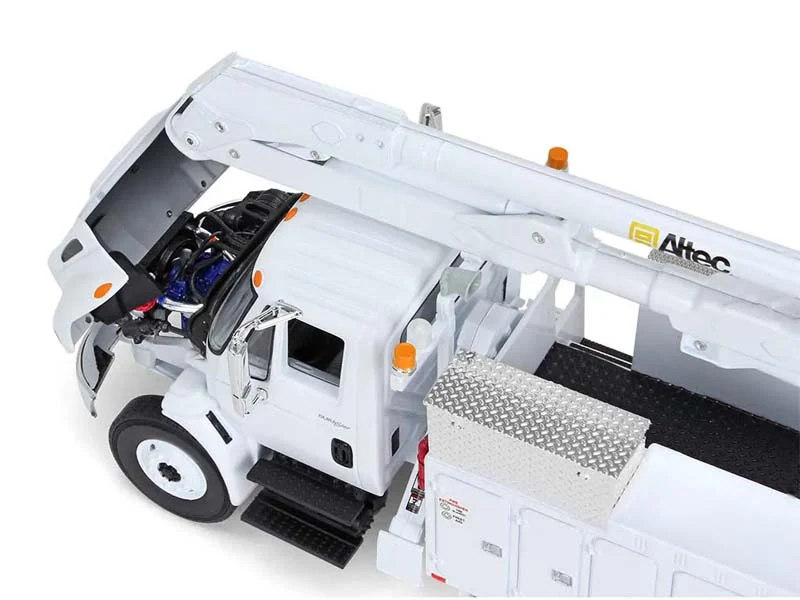 International DuraStar w/ Utility Bucket Body Diecast 1:34 Scale Model - First Gear 10-3901 - Image 5