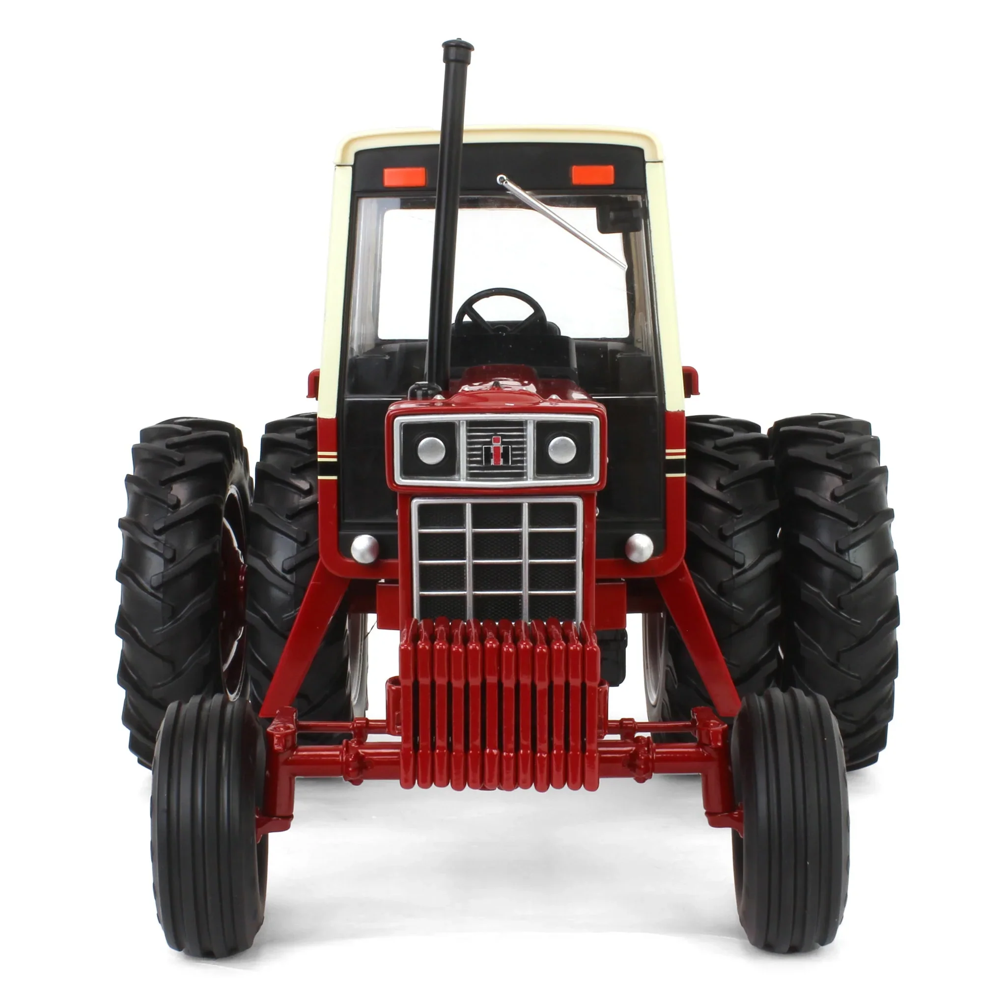 International Harvester 1086 Tri-stripe Tractor (Prestige Collection) Diecast 1:16 Scale Model - ERTL ZFN44356 - Image 6