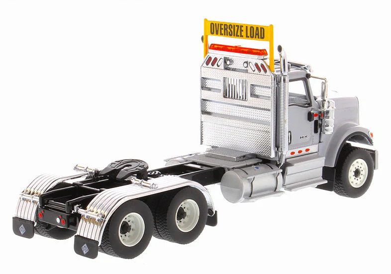 International HX520 Day Cab Tandem Tractor Light Grey (Transport Series) 1:50 Scale Model - Diecast Masters 71005 - Image 6