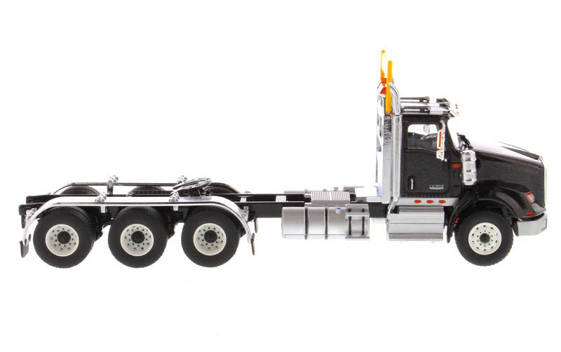 International HX620 Day Cab Tridem Tractor - Metallic Black (Transport Series) 1:50 Scale Model - Diecast Masters 71009 - Image 6