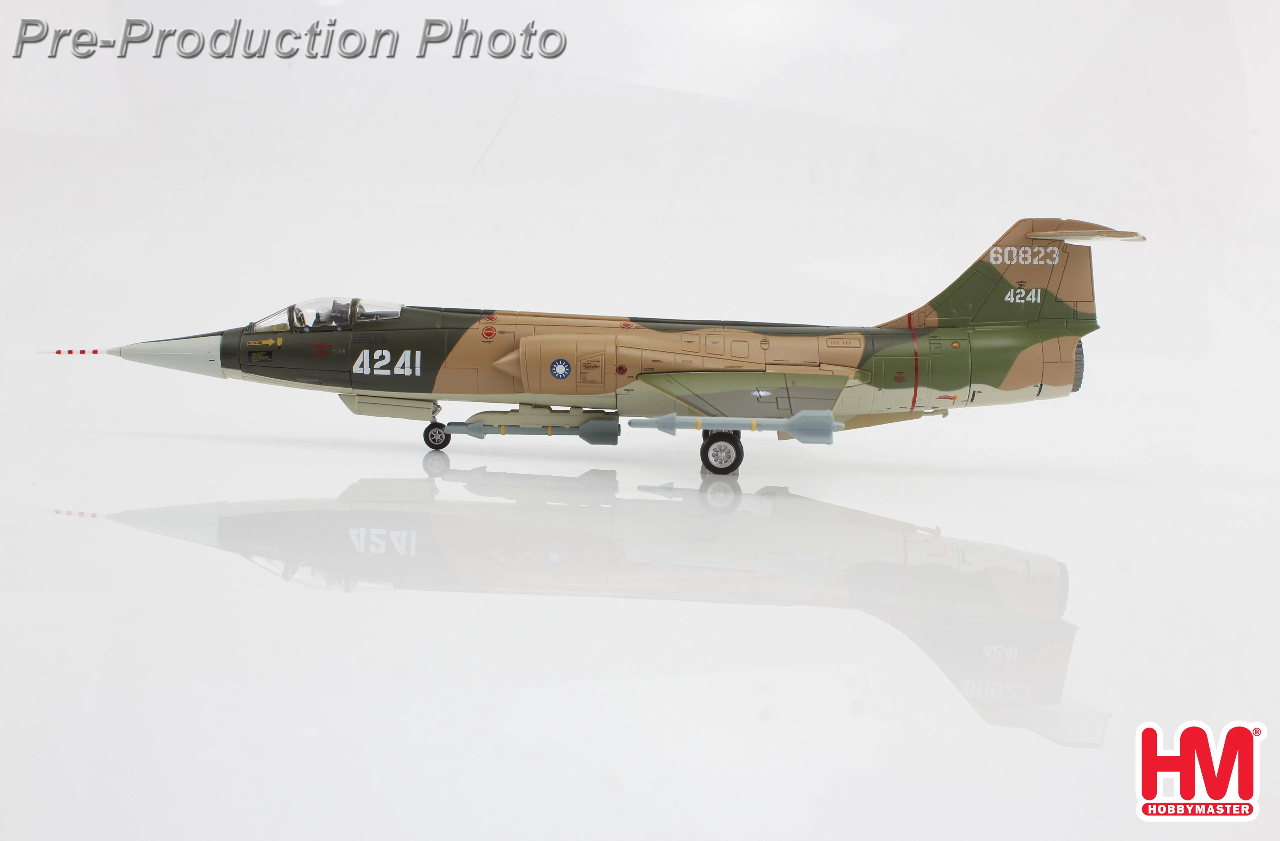 Lockheed F-104A (Alishan 6 Project) 4241, 41st TFS, ROCAF, 1970 Diecast 1:72 Scale Model - Hobby Master HA1076 - Image 2