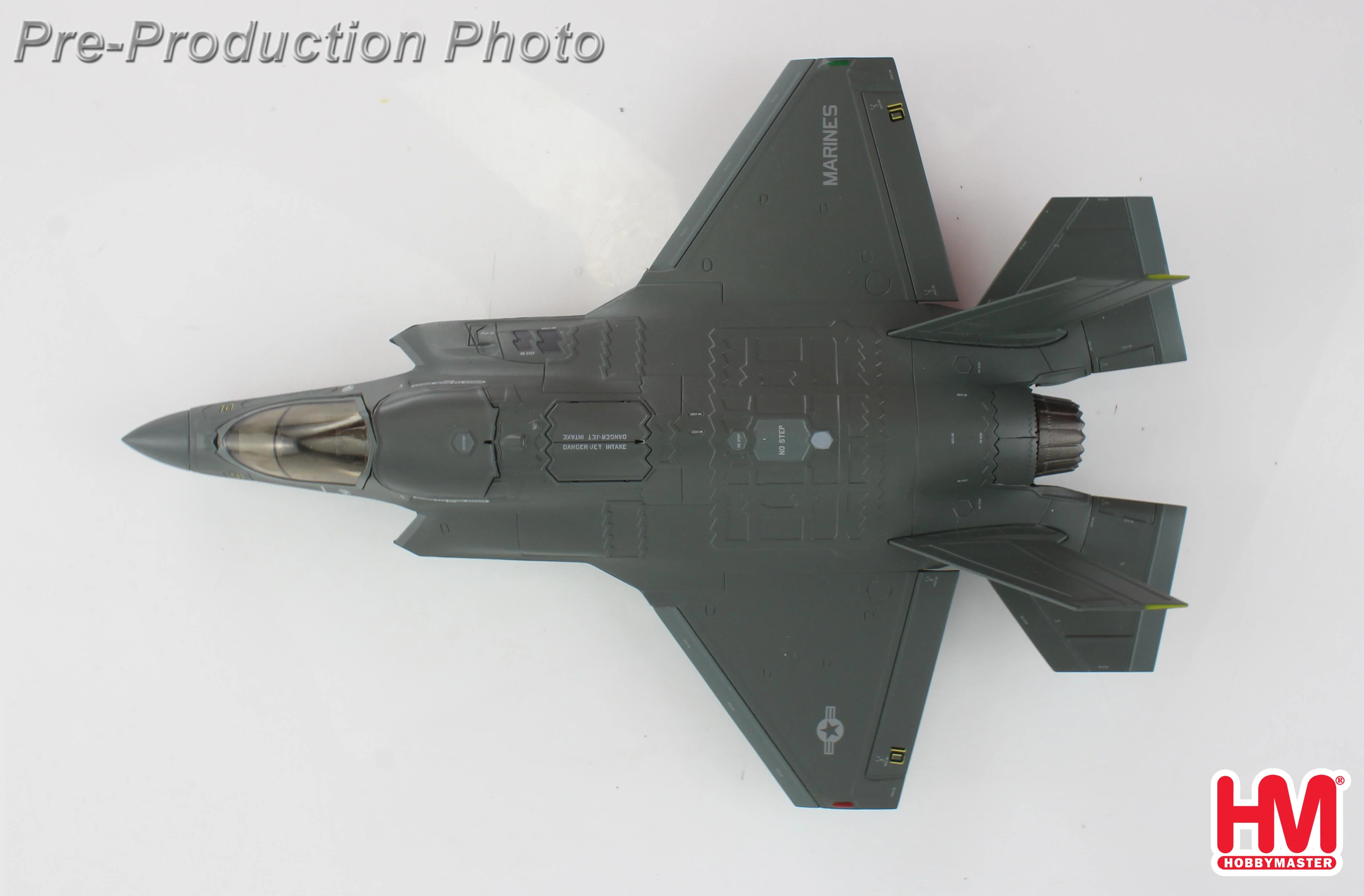 Lockheed Martin F-35B (Black Death) 170064 VMFA-542 (Tigers) MCAS Cherry Point 2023 Diecast 1:72 Scale Model - Hobby Master HA4622 - Image 7
