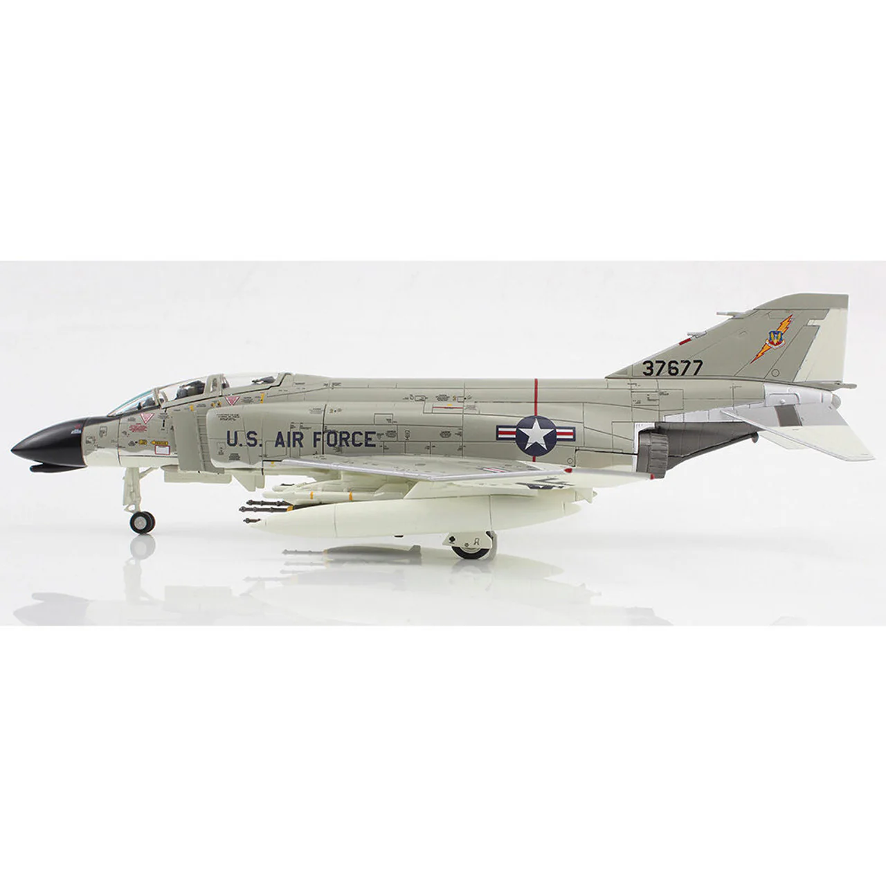McDonnell Douglas F-4C Phantom II 433rd TFS 8th TFW Ubon Thailand 1966 Diecast 1:72 Scale Model - Hobby Master HA19063 - Image 4