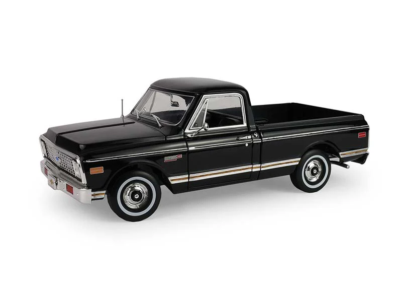 PRE-ORDER 1971 Chevrolet C10 Custom Pickup - Black (Barrett-Jackson - Scottsdale 2024) Diecast 1:18 Scale Model - Greenlight HWY18054