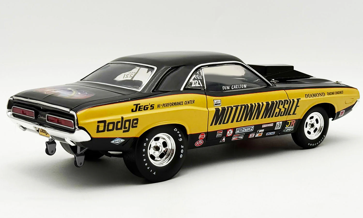 PRE-ORDER 1971 Dodge Challenger - Motown Missile Diecast 1:18 Scale Model - ACME A1806032 - Image 2