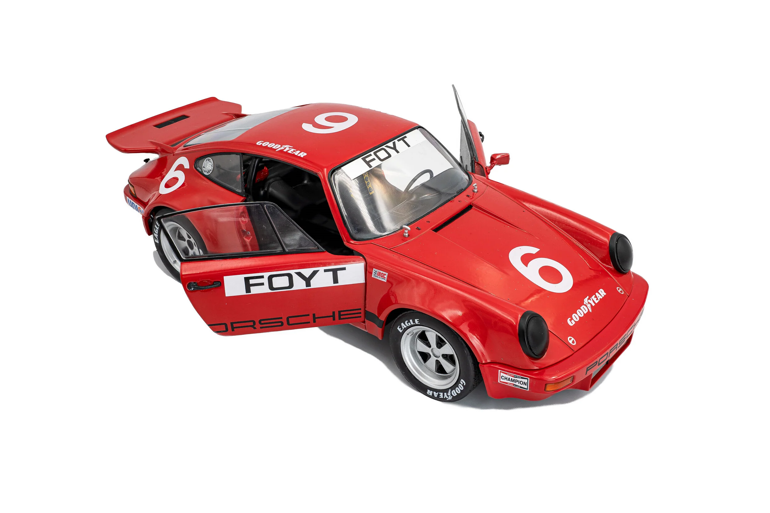 PRE-ORDER 1974 Porsche 911 Iroc Daytona #6 FOYT Diecast 1:18 Scale Model - Solido S1810704 - Image 2