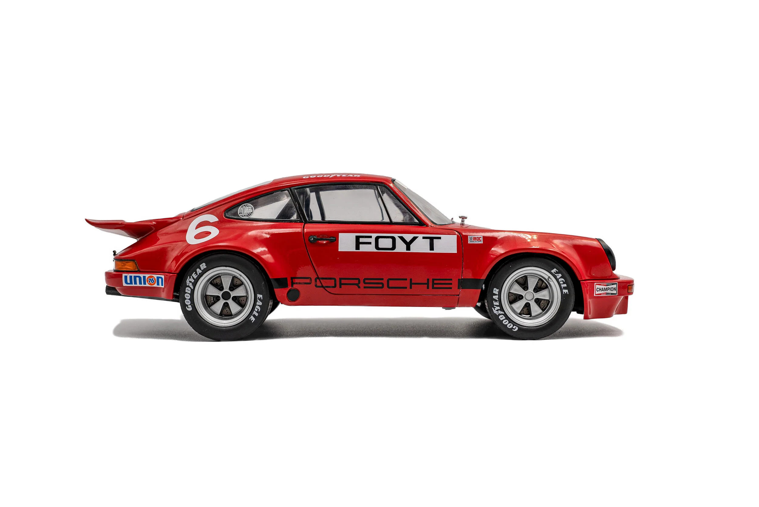 PRE-ORDER 1974 Porsche 911 Iroc Daytona #6 FOYT Diecast 1:18 Scale Model - Solido S1810704 - Image 4