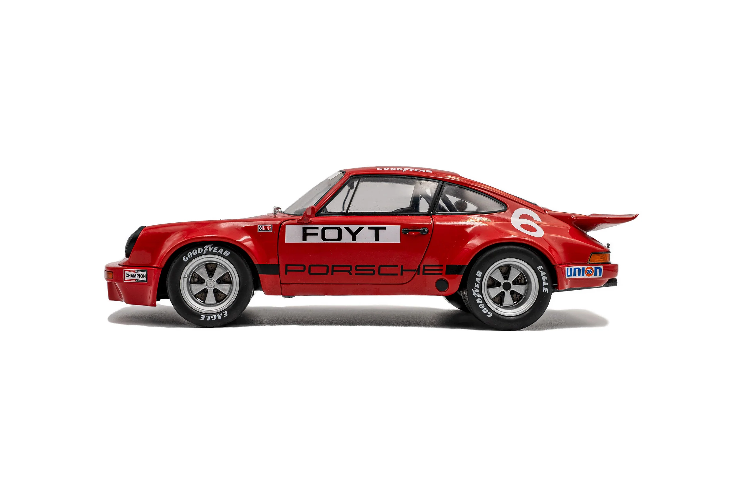 PRE-ORDER 1974 Porsche 911 Iroc Daytona #6 FOYT Diecast 1:18 Scale Model - Solido S1810704 - Image 7